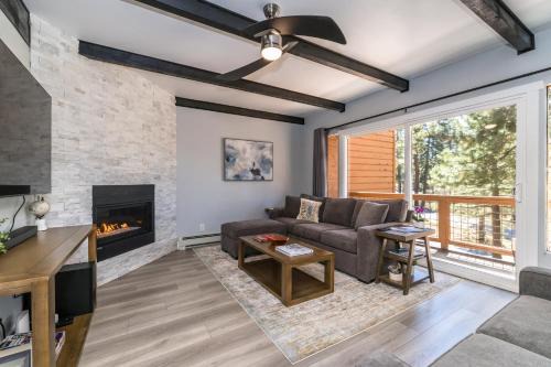 Incline Village House | Mountain Retreat - Lake Tahoe - Incline Village - Private Garage