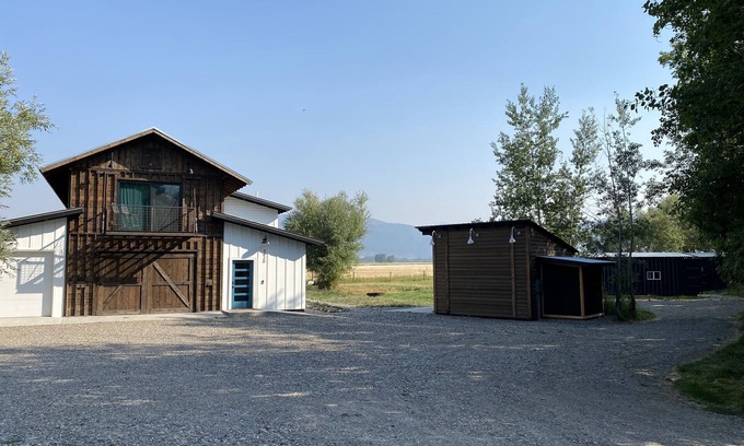 Bozeman House | Mountain Retreat w/Views | 3 Miles to MSU/Main St