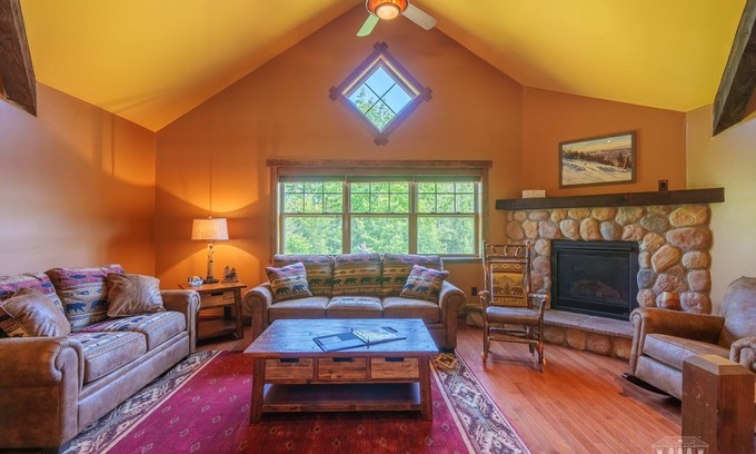 Wilmington House | Mountain Run | 4 Bed, 3 Bath