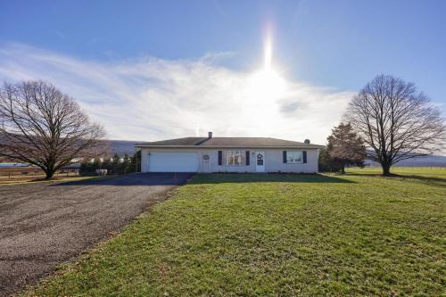 Spring Glen House | Mountain Sunrise Retreat