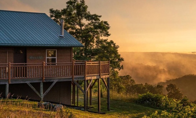 Ponca Cabin | Mountain Sunset Cabin w/Hot Tub