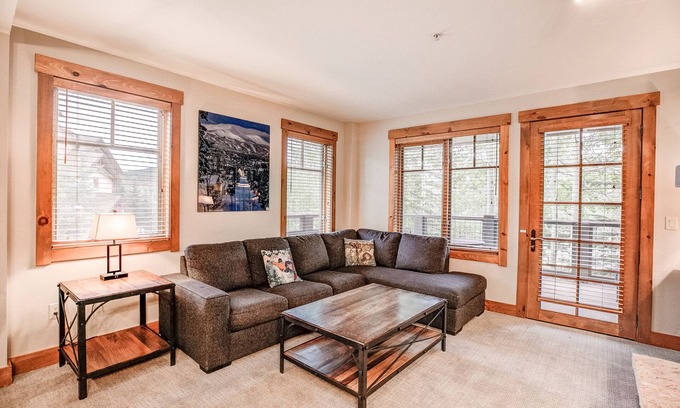 Breckenridge Condo | Mountain Thunder Home Base Condo: Ski In, Great Breck Location