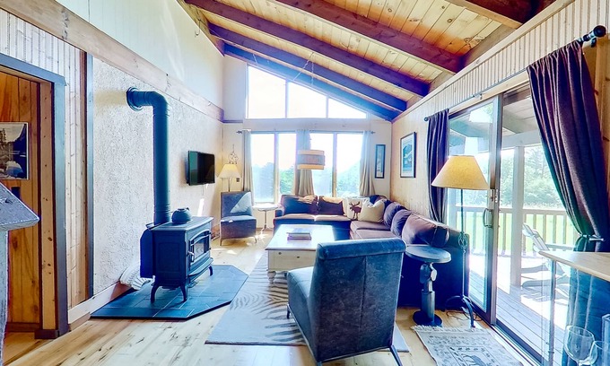 North Creek House | Mountain Top Cabin | House in Wevertown with a hot tub & a woodstove