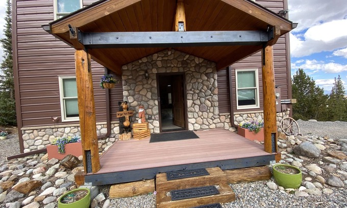 Valley of the Sun House | Mountain Top Majesty