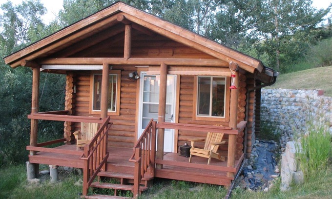 Roberts Cabin | Mountain View Cabin at Paris Montana® Luxury Lodge