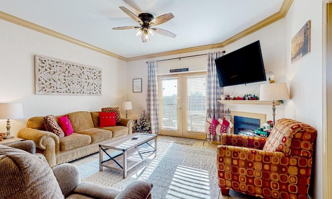 Pigeon Forge Apartment | Mountain View Condo 3503