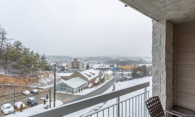 Pigeon Forge Condo | Mountain View Condo In DwTn PF/Indoor Pool