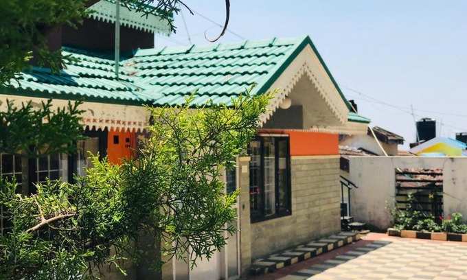 Thalayathimund Resort | Mountain View cottage