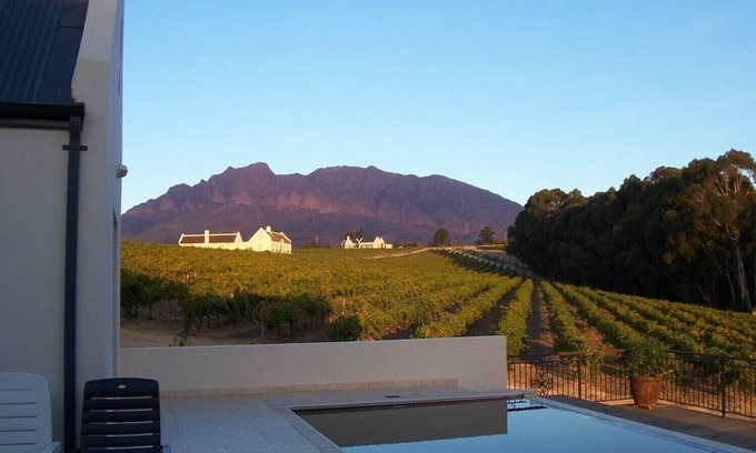 Drakenstein Villa | mountain view house 9 diemersfontein
