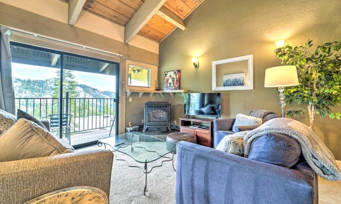 Alpine Meadows Apartment | Mountain-View Lake Tahoe Paradise 8 Mi to Beaches