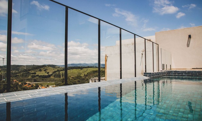 Nazare Paulista House | Mountain View Suite with Heated Pool and Hot Tub