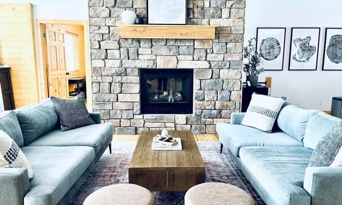 Valley of the Sun Cabin | Mountain Views | Hot Tub | Fast Wi-Fi | Near Fairplay and Breckenridge