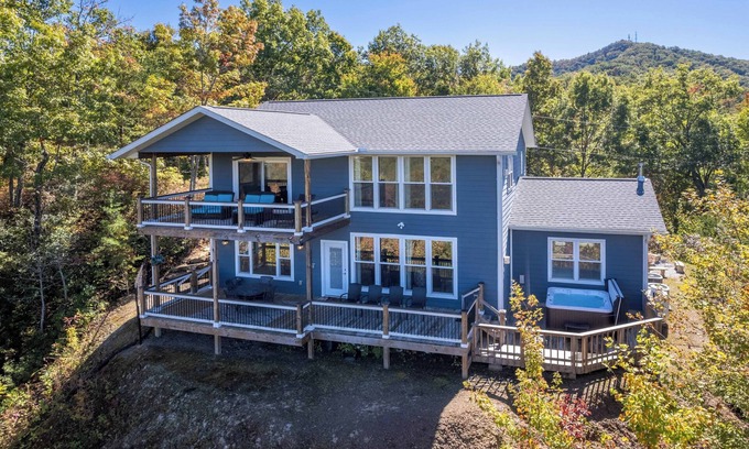 Bryson City Cabin | Mountain Views - Hot Tub - Fire Pit - Motorcycle easy access