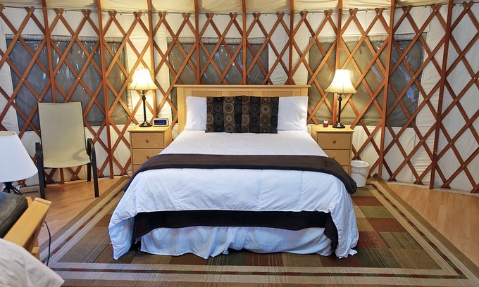 Chester Apartment | Mountain Yurts with Hot Tubs close to Fayetteville, Razorback Stadium