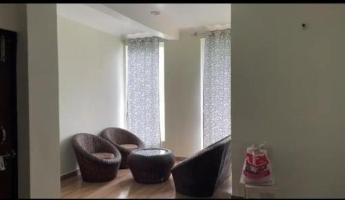 Nainital Apartment | Mountains Calling home stay