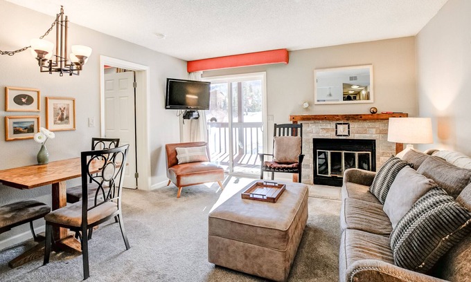 Frisco Condo | Mountainside Aspenview Condo: Great Mountain Views, Amenities