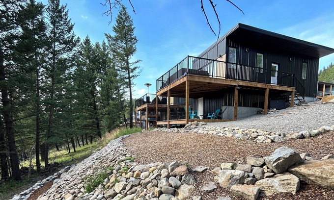 Blairmore Cabin | Mountainside Getaway with Games Room