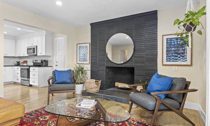 Bountiful House | Mountainside Home close to SLC and Ski Resorts