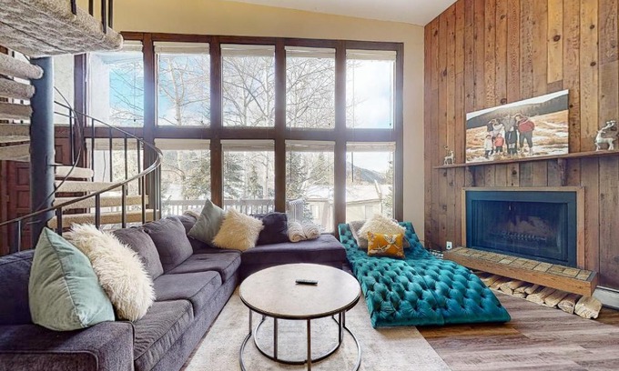Eagle-Vail Apartment | Mountainside Oasis