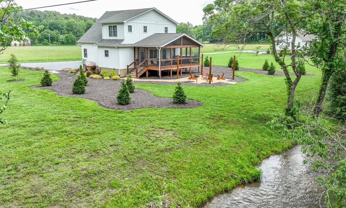 Ellijay Cabin | Mountaintown Retreat