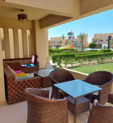Al-Janayin Ski Chalet | Mousa Coast aquapark view chalet with garden-families only