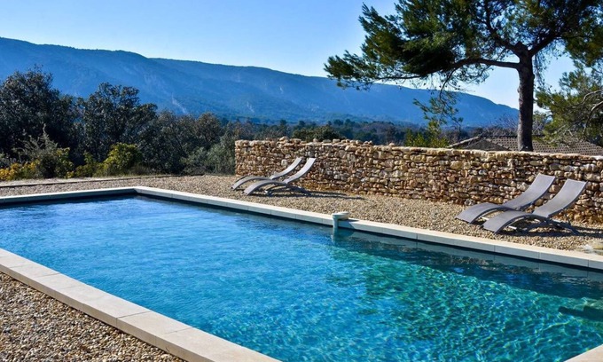 Menerbes House | Moustier de Menerbes 2 – modern apartment with pool