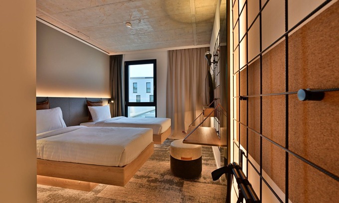 Metzingen Hotel | Moxy Outletcity Metzingen