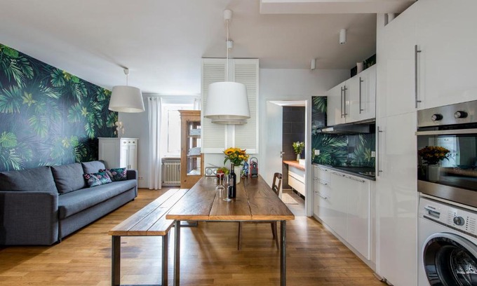 Ludwigsvorstadt-Isarvorstadt Apartment | Mozart Apartment München