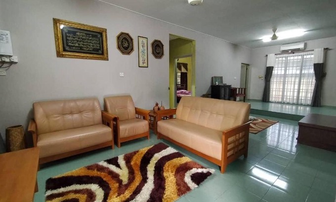Baling House | MR HOMESTAY BUKIT CINTA