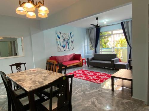 Tanjung Tanah Merah Apartment | Mr Singh Homestay