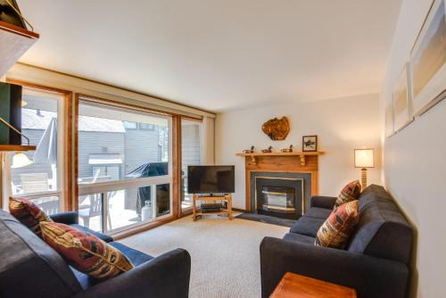 Overlook Park Apartment | Mt View 30 | Discover Sunriver