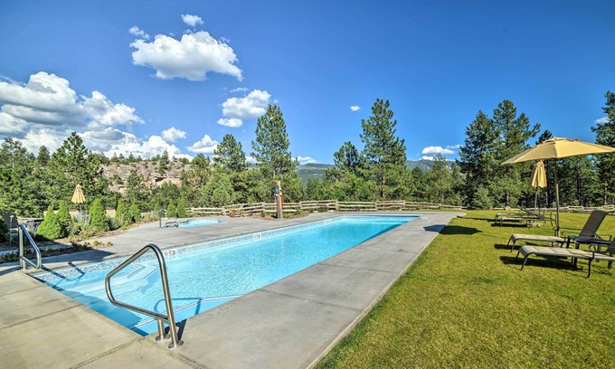Purgatory Apartment | Mtn-View Gem in Durango w/Community Perks