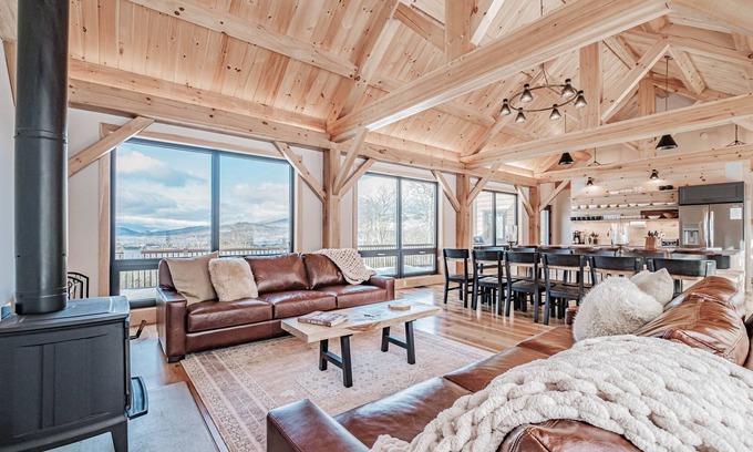 Bethel House | Mtn View, Sleeps 20, Hot Tub, Firepit, Wood Stove, Theater, Workspace, Bar, Gym
