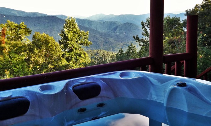 Bryson City Cabin | Mtn Views/Sexy Master Suite/Hot Tub/Wi-Fi