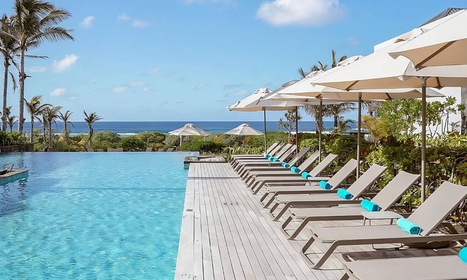 Plaine Magnien Hotel | Walking Distance to La Cambuse Beach! Sea View, Outdoor Pool, Free Parking!