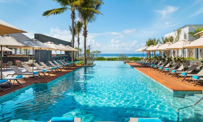 Plaine Magnien Hotel | High Tides & Good Vibes! Garden View, Outdoor Pool, Spa Center & Free Parking!