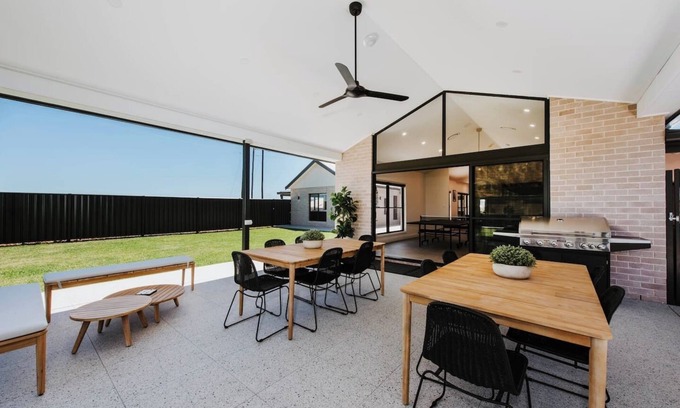 Central Mudgee House | Mudgee House Grand Serenity for Gather and Play