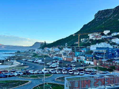 Muizenberg Apartment | Muizenberg Beach Paradise