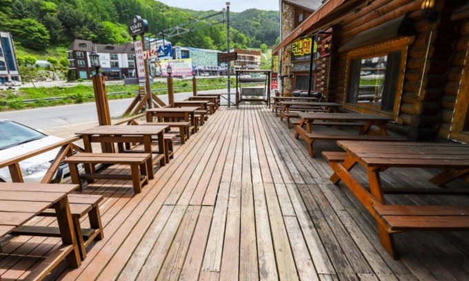 Seolcheon-myeon House | Muju Iso Condo Pension