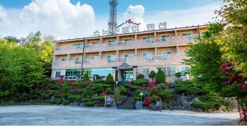 Seolcheon-myeon House | Muju Snow Valley Pension