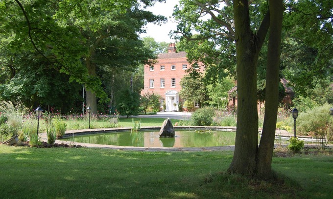 Ongar House | Mulberry House