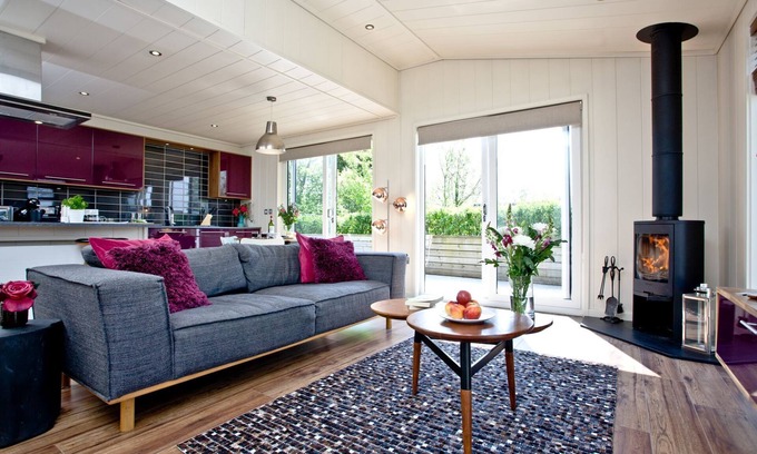 Cheddar Cabin | Mulberry Lodge, Strawberryfield Park