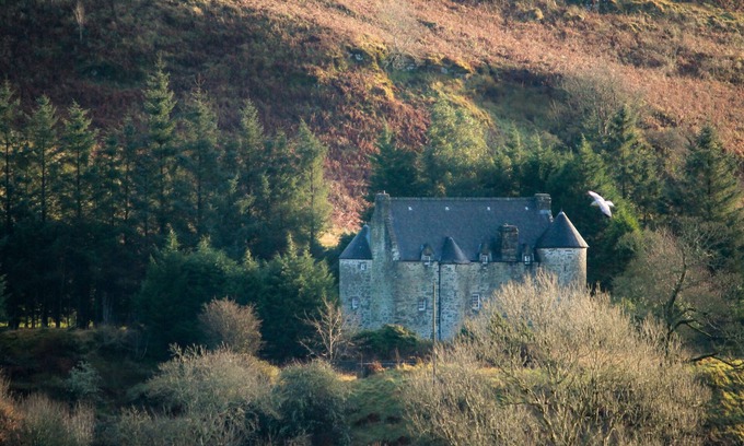 Kilmartin Cottage | Multi-Awarded Castle Nestled in Historic Glen