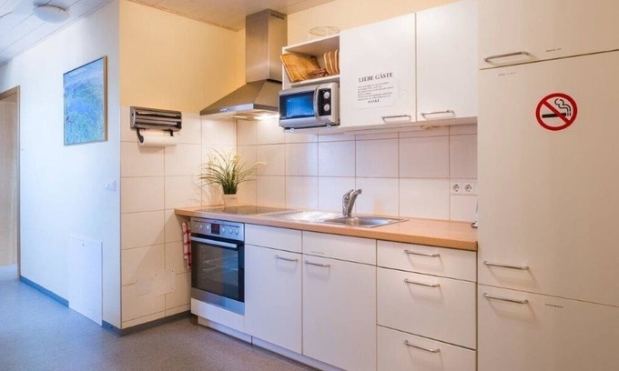 Meckenbeuren Apartment | Multi-bed room for 3 guests with 18m² in Meckenbeuren (165004)