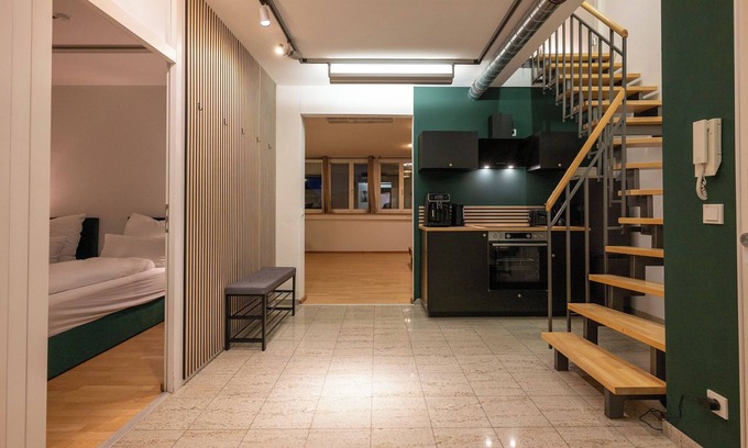 St. Paul Apartment | Munich 100 meters from Oktoberfest for 16 guests in Apartment Helsinki