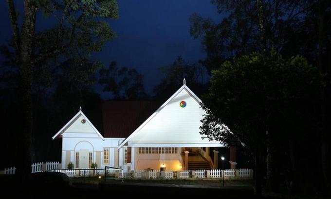 Chinnakanal House | Munnar, Chinnakkanal, 3 Bedroom resort-MastersFarm