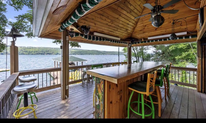 Hammondsport Cottage | Munny Pit-Kueka Lake Gem
