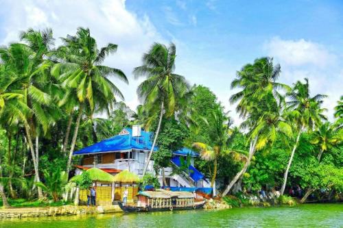 Munroe Island House | Munroe Dream Palace