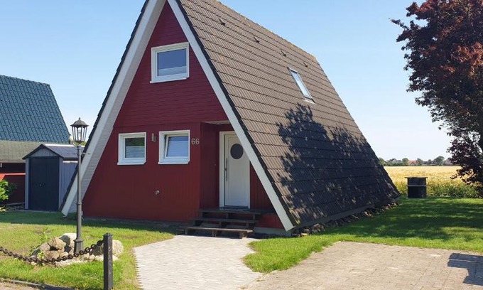 Carolinensiel House | Murmel 3 - Strandkorb, Wallbox, WLan, Kamin