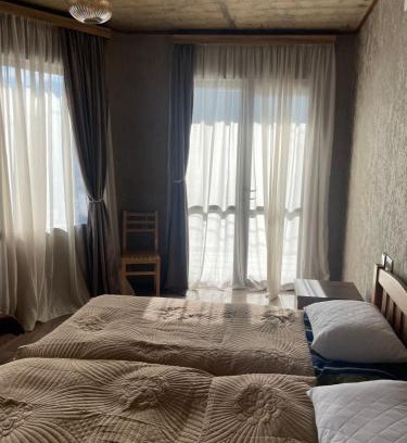 Salkhino House | muros guesthouse